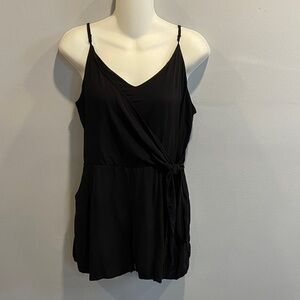 Black Wrap Romper EUC size large by ONE ❤️CLOTHING